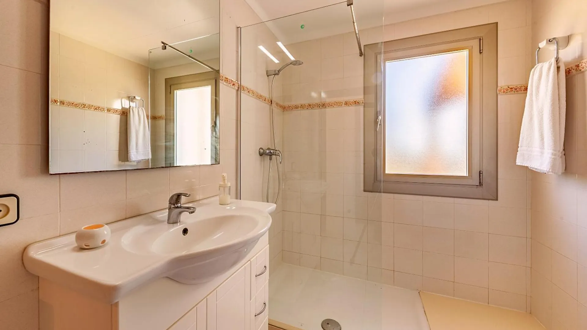 Beach Villa Can Carles By Sealand Villas Port de Pollenca Spain
