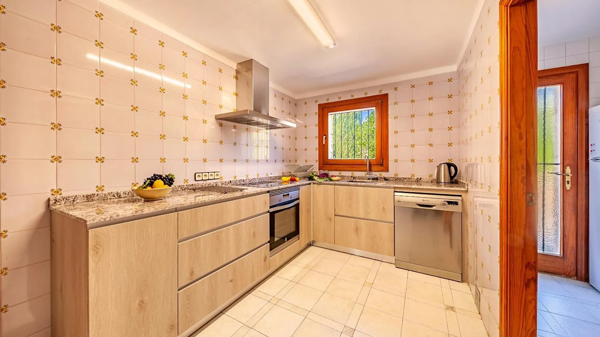 Beach Villa Can Carles By Sealand Villas Port de Pollenca